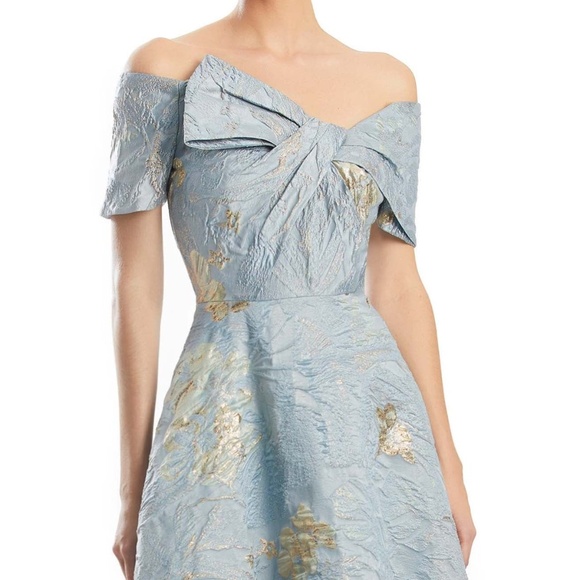 Alexander by Daymore Dresses & Skirts - Alexander by Daymore SIZE 10 Pale Blue Gold Dress MOB/MOG, prom.